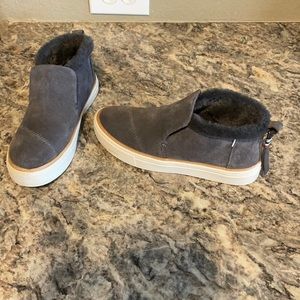 Women’s toms booties